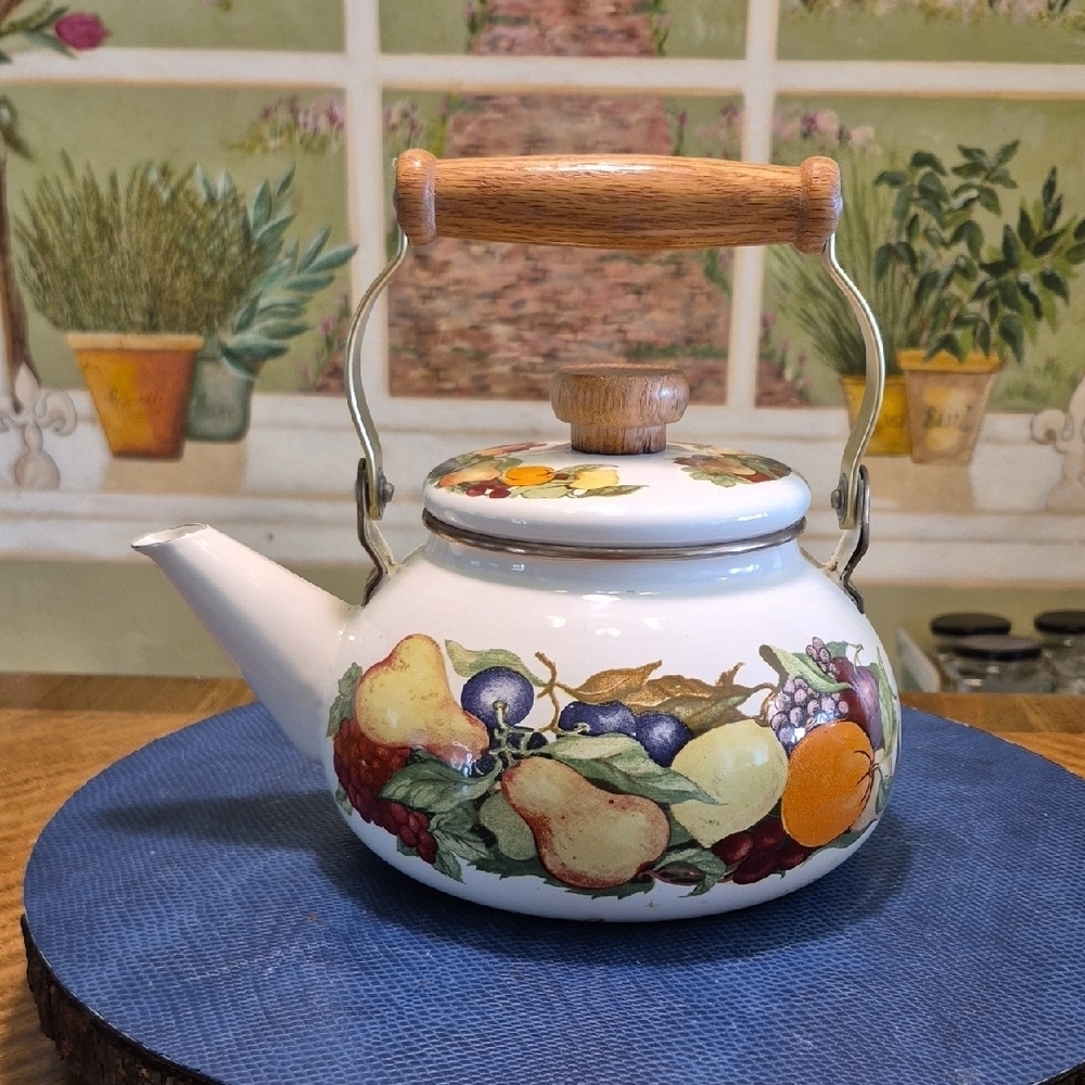Fruit Patterned Teapot with Wooden Handle (#TK-5)